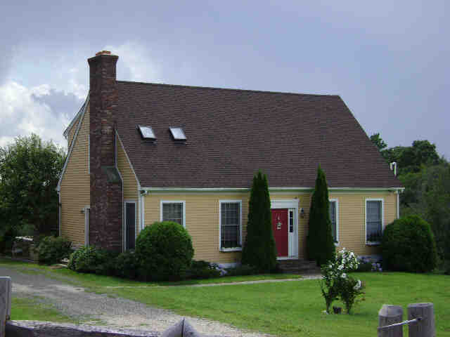 Building photograph for 198 TOWN LINE HWY S